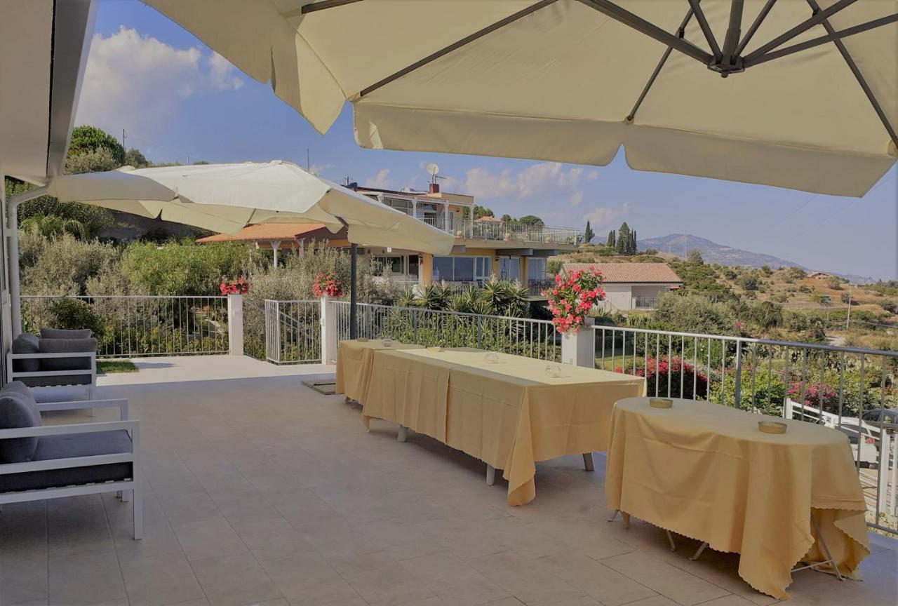 Villa Infinity ∞ Santa Teresa Di Riva Bagian luar foto