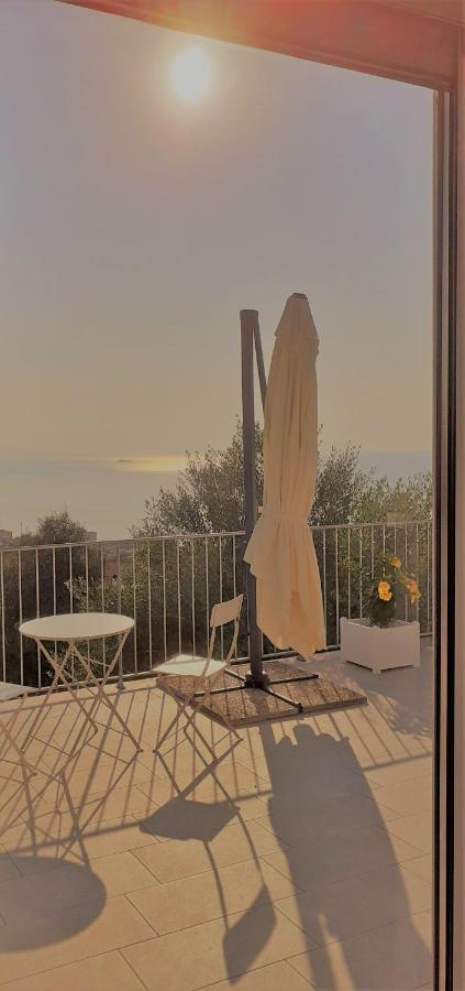 Villa Infinity ∞ Santa Teresa Di Riva Bagian luar foto